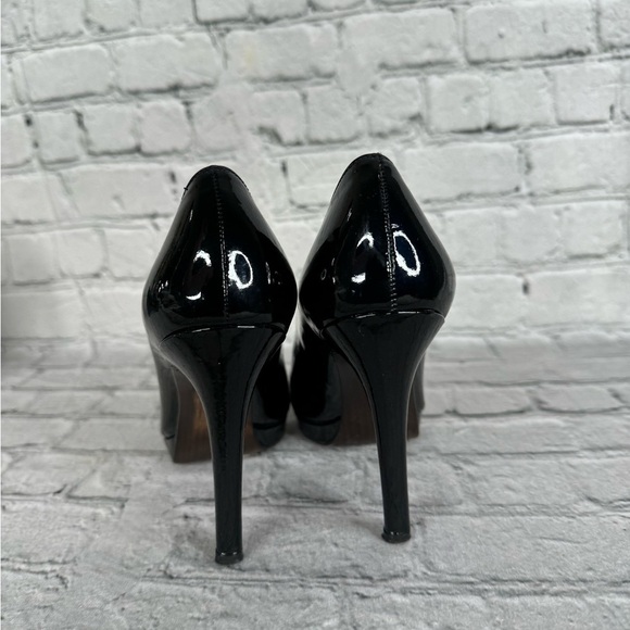Stuart Weitzman Patent Leather Heels Size 7.5 Narrow Classic Black - Picture 8 of 12